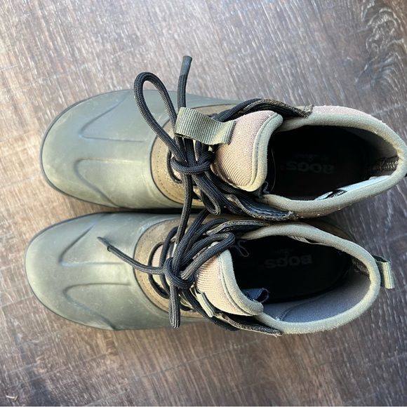 Bogs Classic Casual Lace Leather Boots - Women's olive color size 9 - Picture 7 of 9